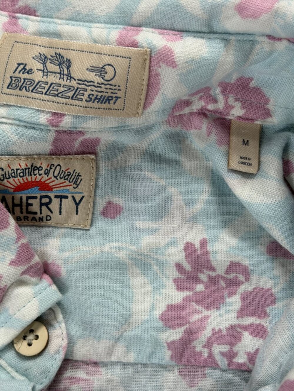 Faherty Men’s Short-Sleeve Breeze Shirt "Clear Waters Blossom" print- Sz. Med. - Picture 6 of 10
